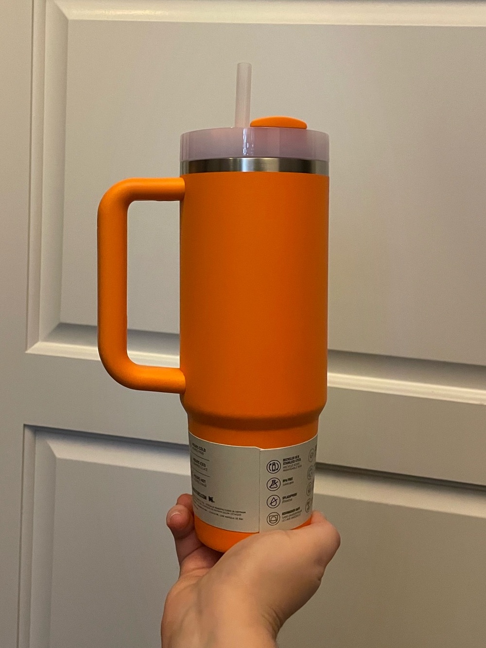 STANLEY ORANGE “THE FLOWSTATE” QUENCHER H2.0 TUMBLER (30 OZ)! - Picture 2 of 7